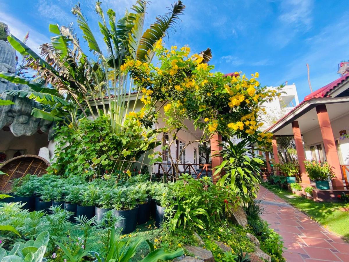 Lotus Garden Muine Resort & Spa Mui Ne Exterior photo